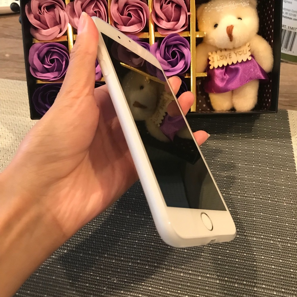 Iphone Flower Case - Picture 4 of 5